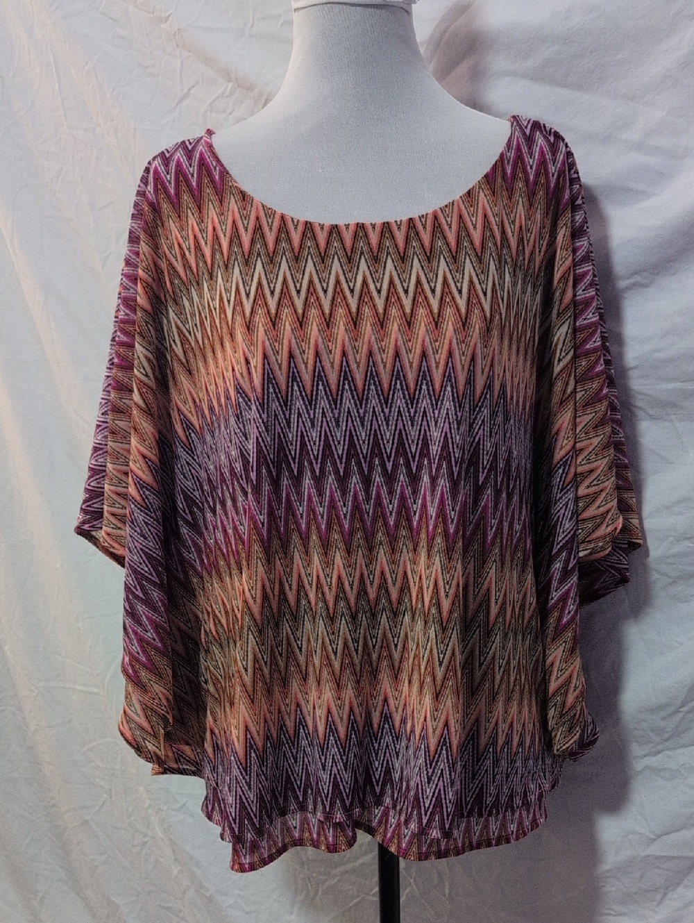 Jennifer Lopez Multicolor Zigzag Boatneck Tunic in Purple and Peach